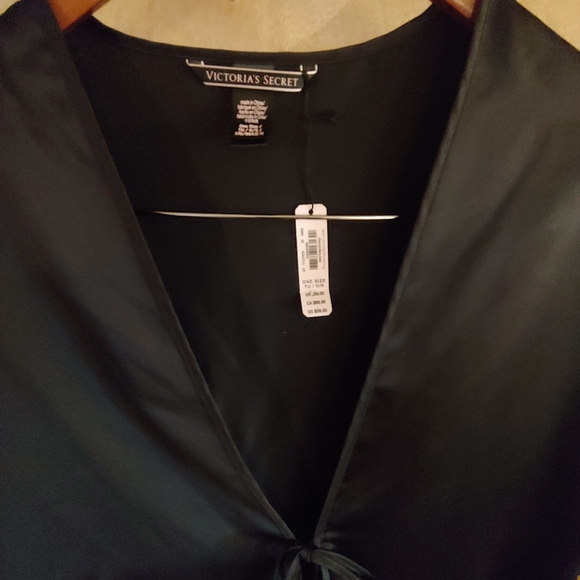 Victoria Secret Short Robe - Picture 2 of 2